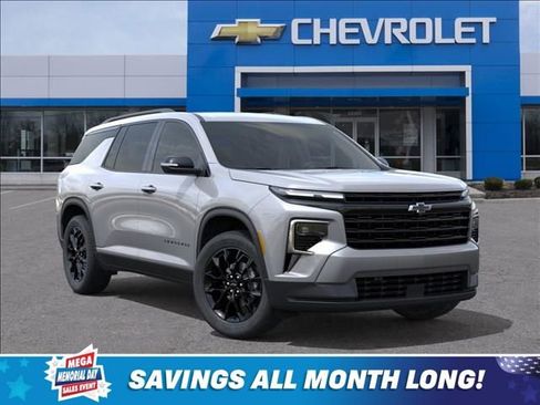 New 2026 Chevrolet Traverse LT w/ Midnight/Sport Edition AWD/4WD image 7