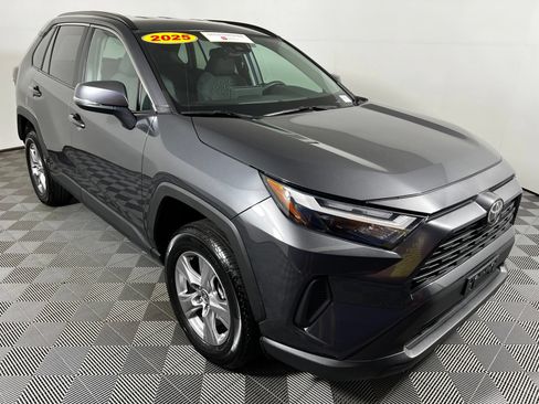 Certified 2025 Toyota RAV4 XLE AWD/4WD image 3