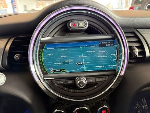 Used 2016 MINI Cooper 4-Door Hardtop image 15