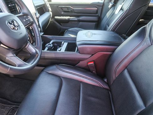 Used 2024 RAM 1500 Limited image 18