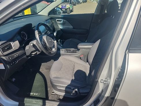 Used 2019 Kia Niro LX FWD image 18