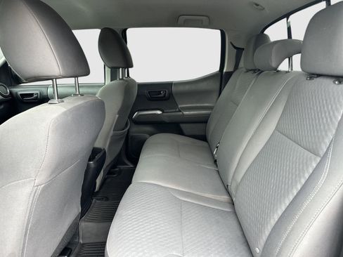 Used 2022 Toyota Tacoma SR5 image 33