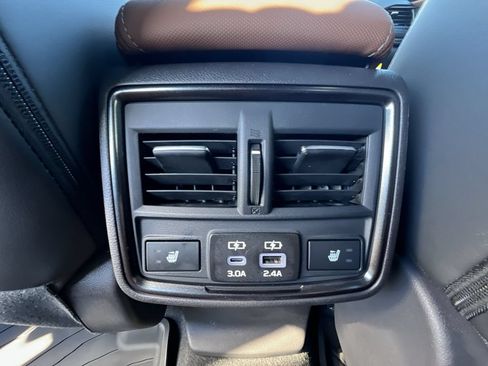 Used 2026 Subaru Forester Touring AWD/4WD image 22