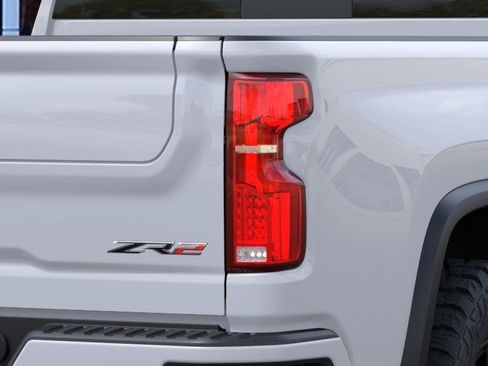 New 2026 Chevrolet Silverado 2500 ZR2 AWD/4WD image 11