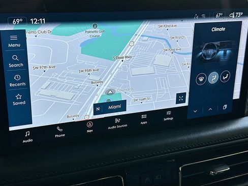 Used 2022 Lincoln Nautilus FWD w/ Premium Package image 13