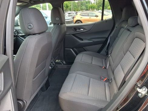 Used 2025 Chevrolet Equinox LT FWD image 8