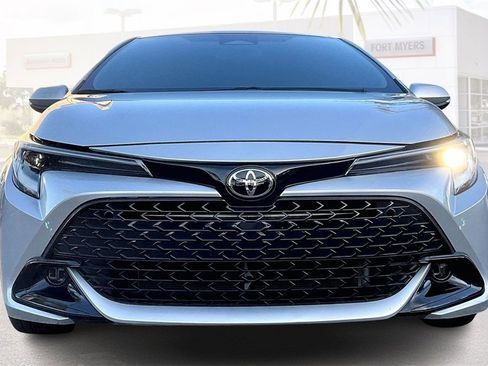 Used 2024 Toyota Corolla SE image 25