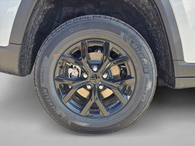 New 2026 Jeep Grand Cherokee Altitude AWD/4WD image 9