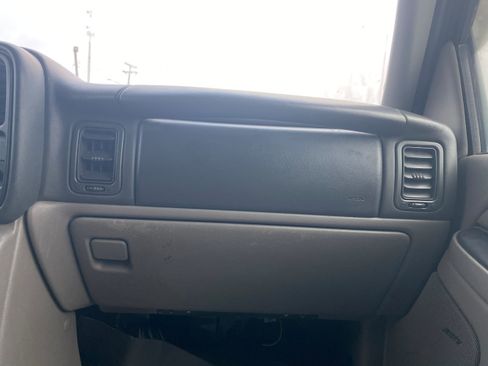 Used 2005 Chevrolet Tahoe LT w/ LT Preferred Equipment Group image 13