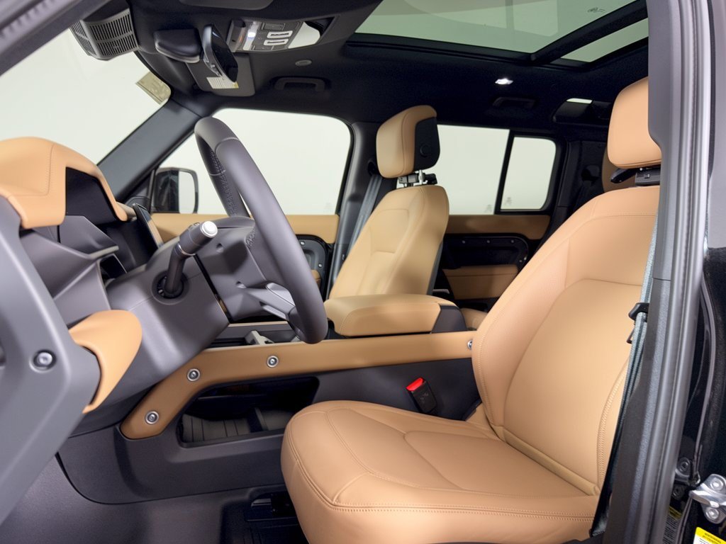 New 2026 Land Rover Defender 110 S AWD/4WD image 5