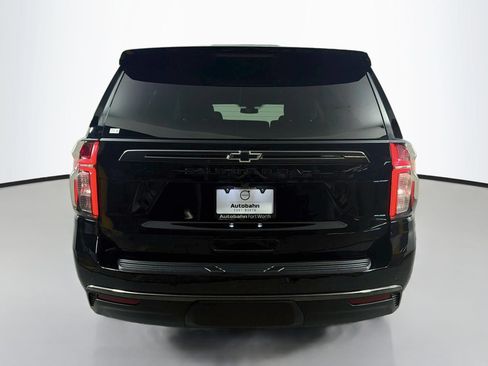 Used 2022 Chevrolet Suburban Z71 w/ Luxury Package AWD/4WD image 7