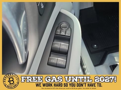 New 2027 Buick Enclave Avenir w/ LPO, Floor Liner Package FWD image 17