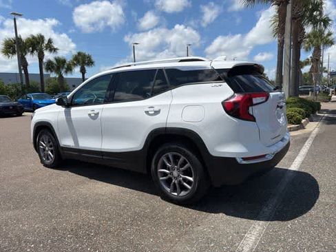 Used 2023 GMC Terrain SLT FWD image 20