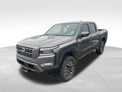 Used 2024 Nissan Frontier SL w/ Technology Package