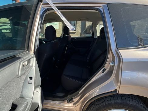 Used 2014 Subaru Forester 2.5i w/ Popular Package #2 image 18