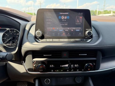 Used 2023 Nissan Rogue SV w/ SV Premium B Package AWD/4WD image 12