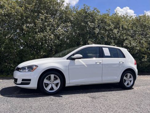 Used 2017 Volkswagen Golf Wolfsburg Edition FWD image 3