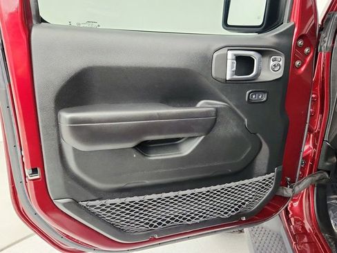 Used 2021 Jeep Wrangler Unlimited Rubicon w/ LED Lighting Group image 10