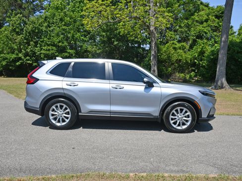 Used 2024 Honda CR-V EX-L image 5