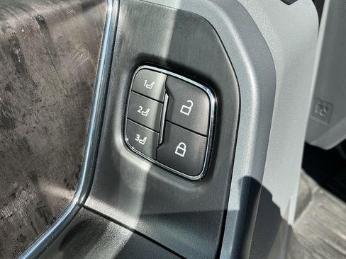 Used 2022 Ford F150 Lariat w/ Equipment Group 501A Mid image 77