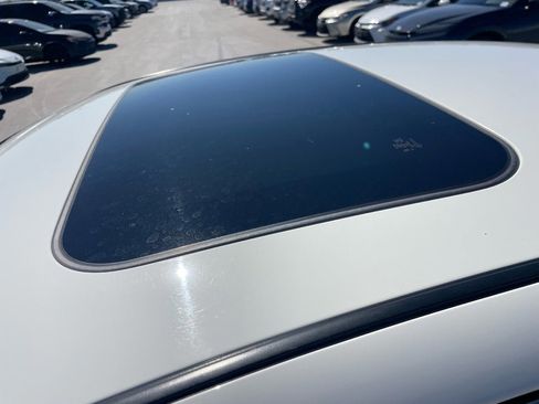 Used 2021 INFINITI Q50 Luxe image 4