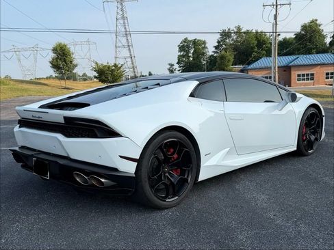 Used 2015 Lamborghini Huracan LP 610-4 AWD/4WD image 6