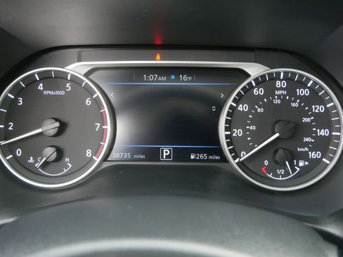 Used 2024 Nissan Sentra SV image 27