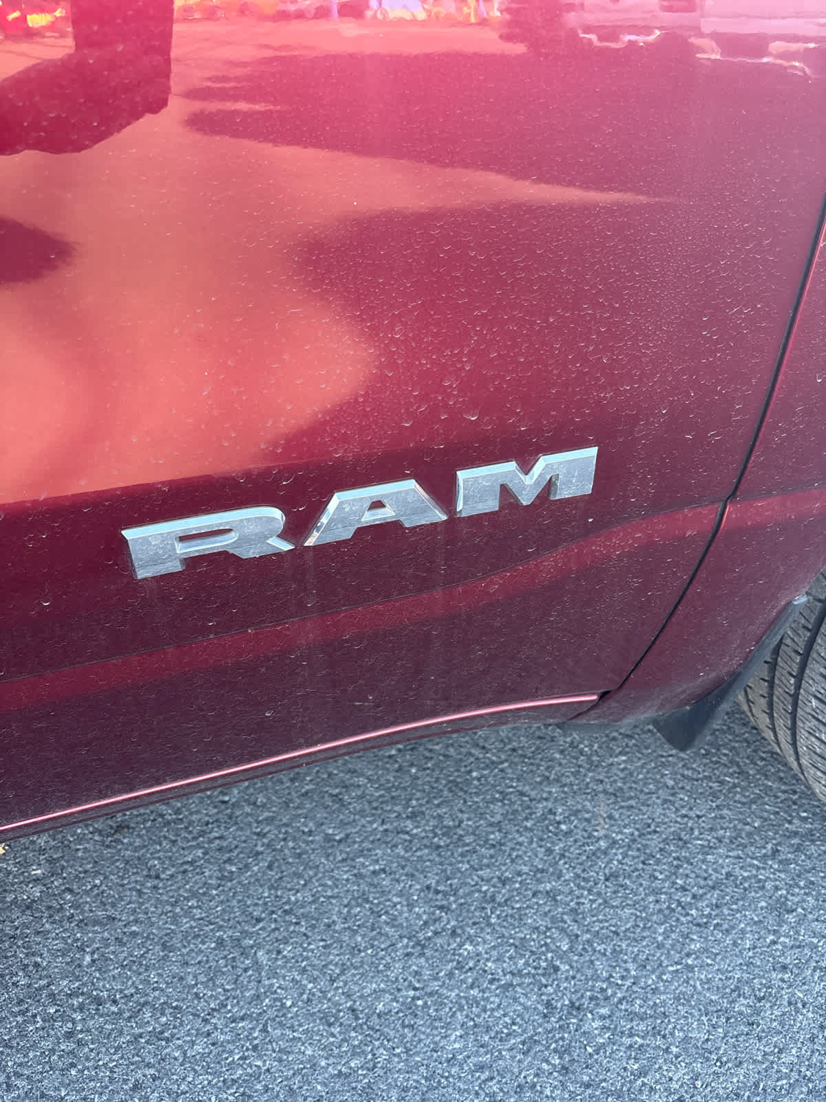 Used 2023 RAM 1500 Laramie AWD/4WD image 6