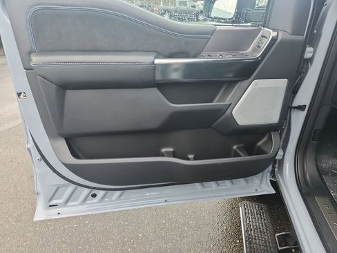 New 2026 Ford F350 Platinum w/ FX4 Off-Road Package image 13