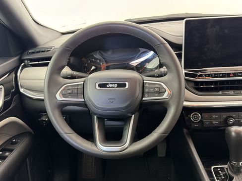 Used 2024 Jeep Compass Limited AWD/4WD image 29