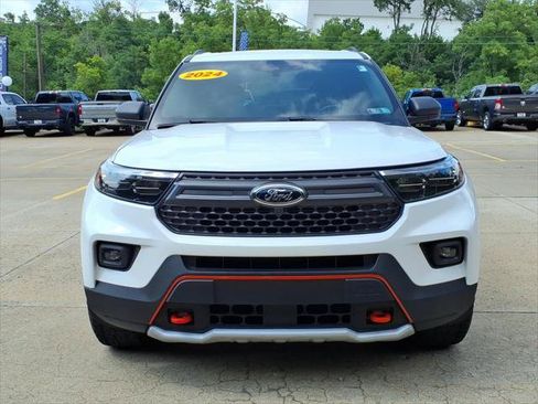 Used 2024 Ford Explorer Timberline AWD/4WD image 3
