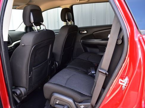 Used 2020 Dodge Journey SE w/ SE Popular Equipment Group FWD image 20