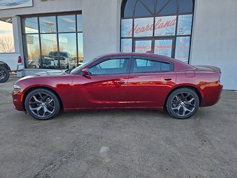 Used 2017 Dodge Charger SXT w/ Rallye Group image 6