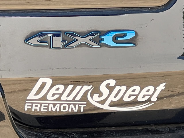 Used 2022 Jeep Grand Cherokee Trailhawk AWD/4WD image 2