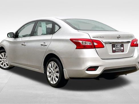 Used 2019 Nissan Sentra S image 16