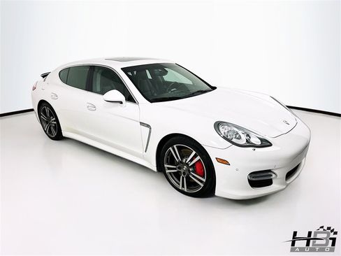 Used 2011 Porsche Panamera Turbo image 4