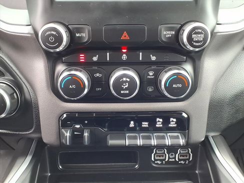 Used 2020 RAM 1500 Big Horn image 8