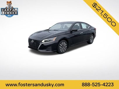 Used 2023 Nissan Altima 2.5 SV