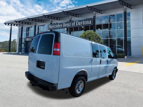 Used 2025 Chevrolet Express 2500 w/ Driver Convenience Package image 4
