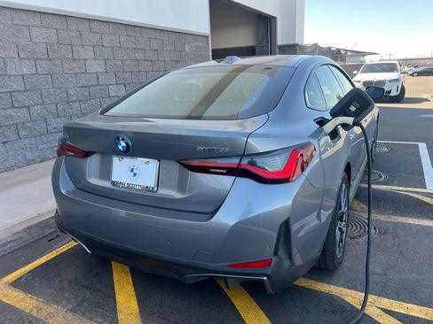 Used 2023 BMW i4 eDrive35 w/ Premium Package RWD image 10
