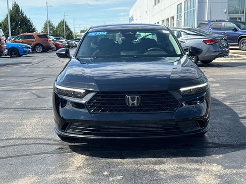 Used 2024 Honda Accord EX image 5