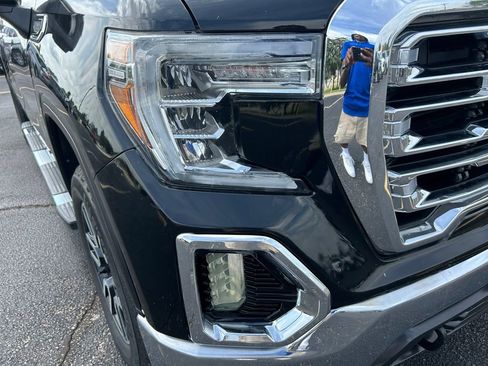 Used 2020 GMC Sierra 1500 SLT AWD/4WD image 2