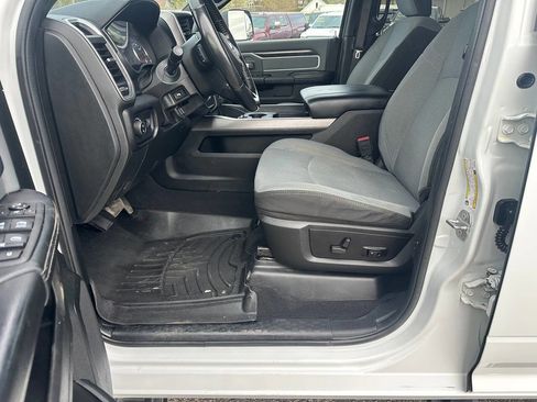 Used 2021 RAM 2500 Big Horn w/ Level 2 Equipment Group AWD/4WD image 36