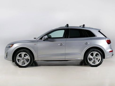 Certified 2022 Audi Q5 2.0T Premium Plus w/ Premium Plus Package image 2