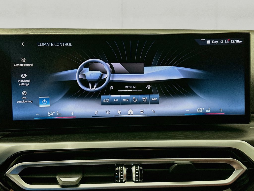 Used 2024 BMW i4 eDrive35 w/ M Sport Package RWD image 16