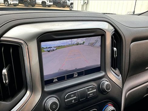 Used 2021 Chevrolet Silverado 1500 LT w/ Texas Edition Plus image 29