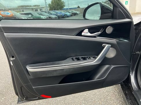 Used 2020 Kia Stinger GT-Line w/ Sun & Sound Package AWD/4WD image 16