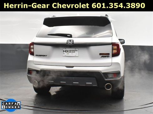 Used 2023 Honda Passport TrailSport image 7
