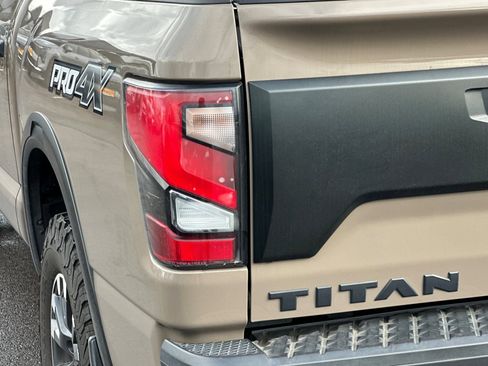 Used 2021 Nissan Titan PRO-4X w/ Pro-4x Convenience Package image 25