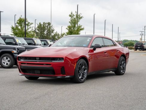 New 2026 Dodge Charger R/T w/ Blacktop Package AWD/4WD image 3